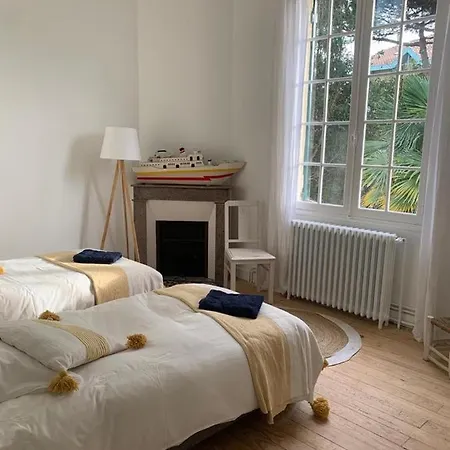 Grande - 50m - Piscine - Proche Centre Gare - Parking Villa Arcachon