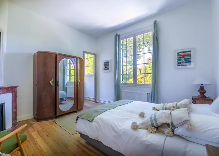 Grande - 50m - Piscine - Proche Centre Gare - Parking * ארסשון