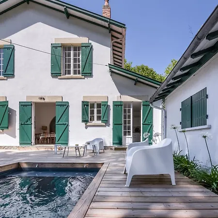 Grande - 50m - Piscine - Proche Centre Gare - Parking * Arcachon